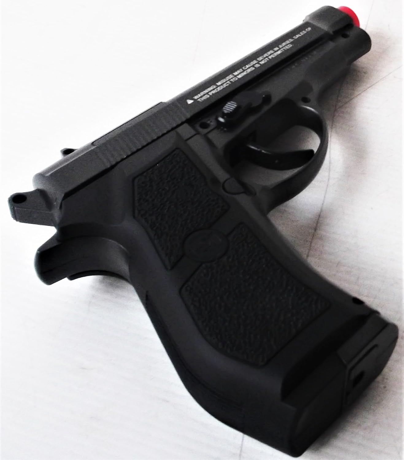 Pistola Softair Modello Beretta M84 Completamente In Metallo