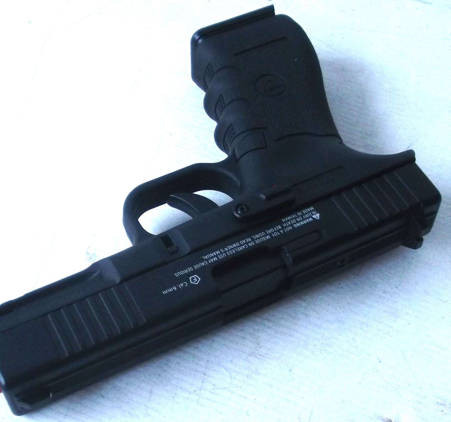 Pistola Softair Glock a co2 Scarrellante