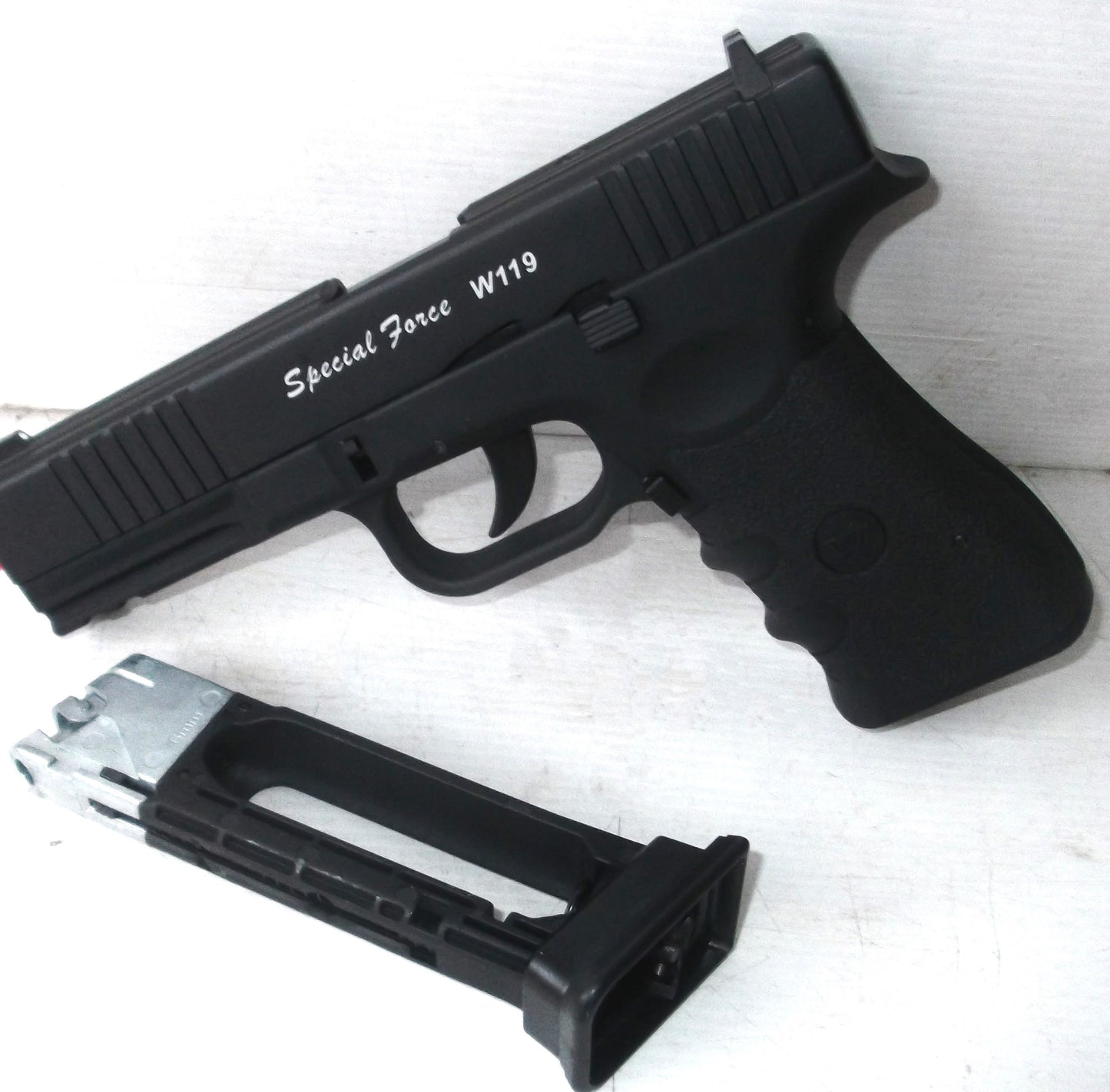 Pistola Softair Glock a co2 Scarrellante