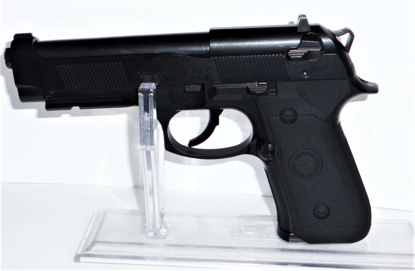 Pistola Softair Modello Beretta 92 a Co2