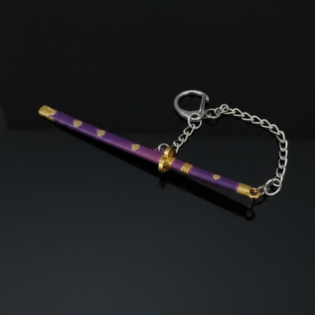 Portachiavi Mini Katana Enma Zoro – sfondo nero piano specchio