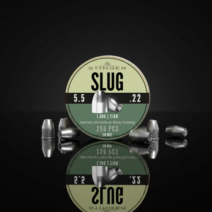 Stinger Slug piombini 5,5mm 250pz su sfondo scuro con piano a specchio