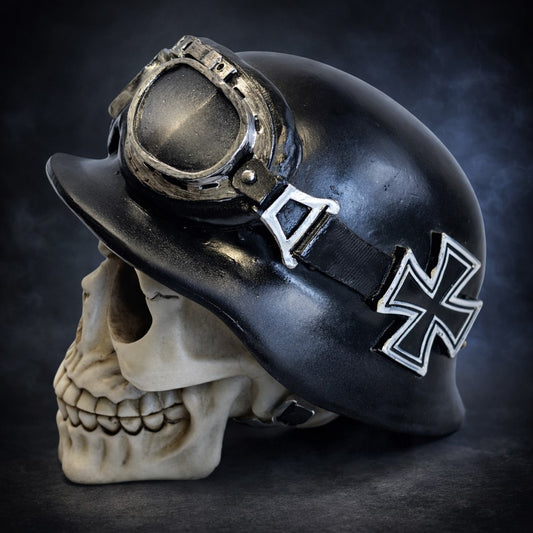 Teschio Militare Tedesco WWII con Casco e Occhiali da Motociclista | Replica in Resina | 13x15x14 cm