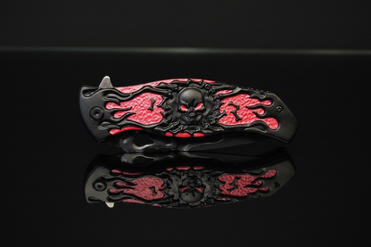 The Black Skull - sfondo scuro specchio, soggetto invariato